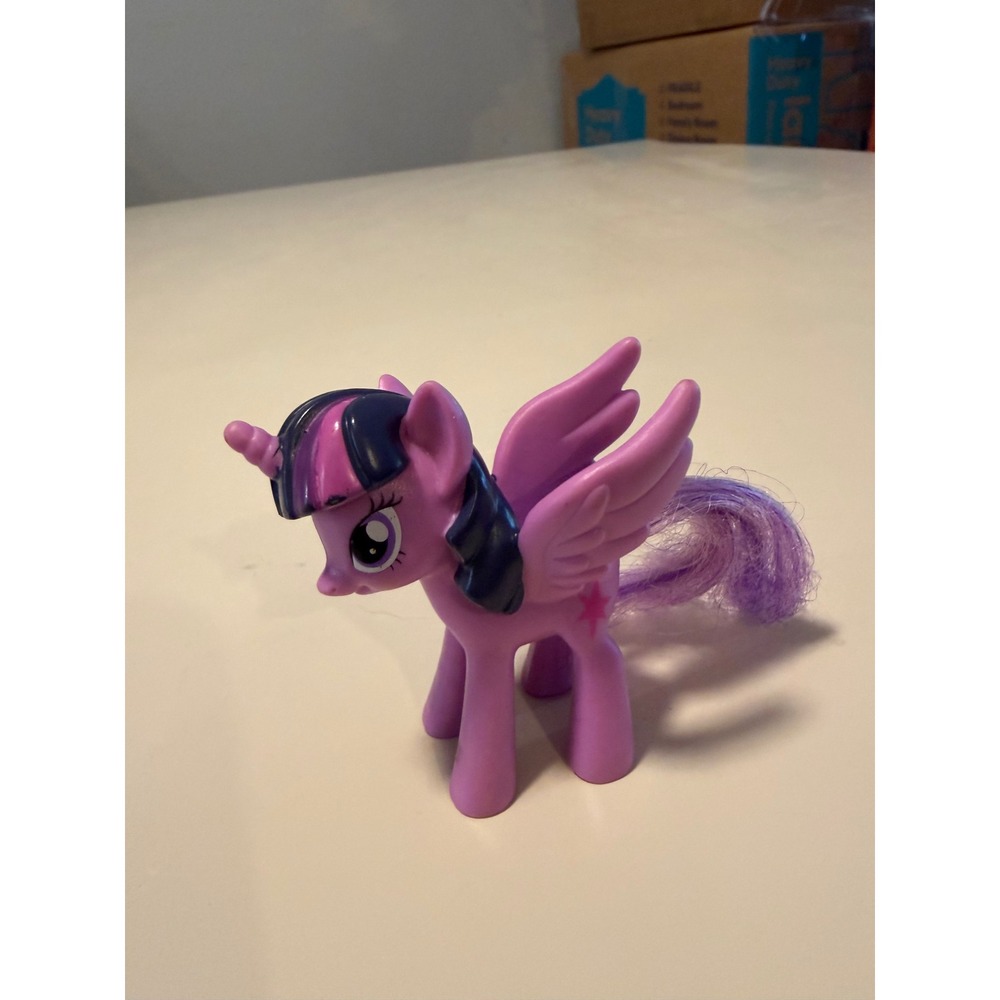 My Little Pony Twilight Sparkle Alicorn Figure Purple Pink Star Cutie Mark 3.5" - Picture 4 of 9